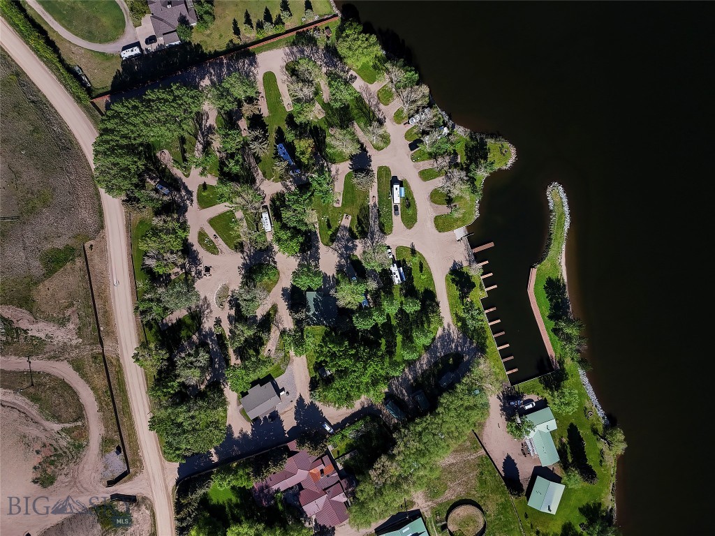 Lost Heart Ranch Ennis Lake Rd