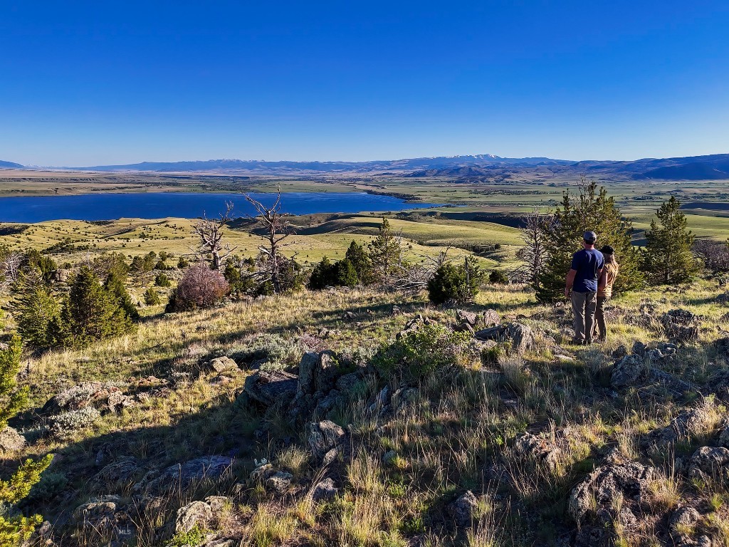 Lost Heart Ranch Ennis Lake Rd