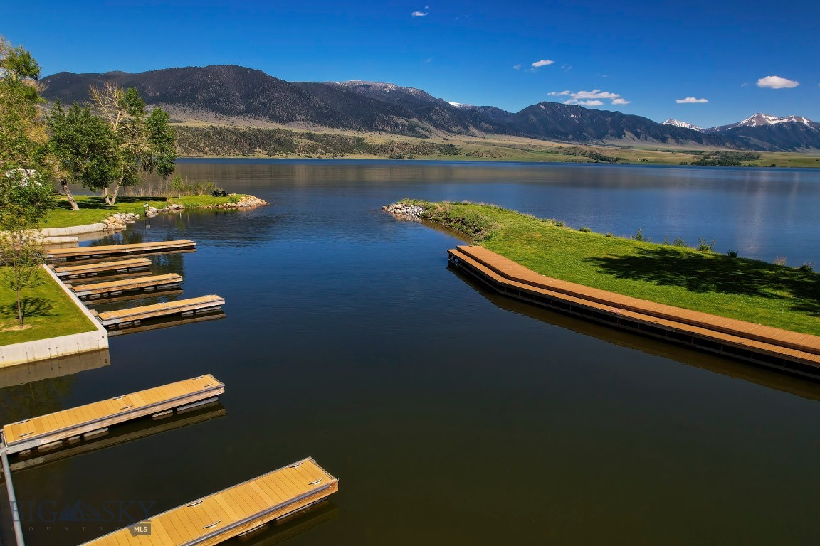 Lost Heart Ranch Ennis Lake Rd