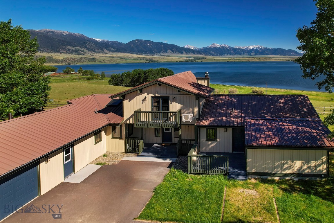 Lost Heart Ranch Ennis Lake Rd