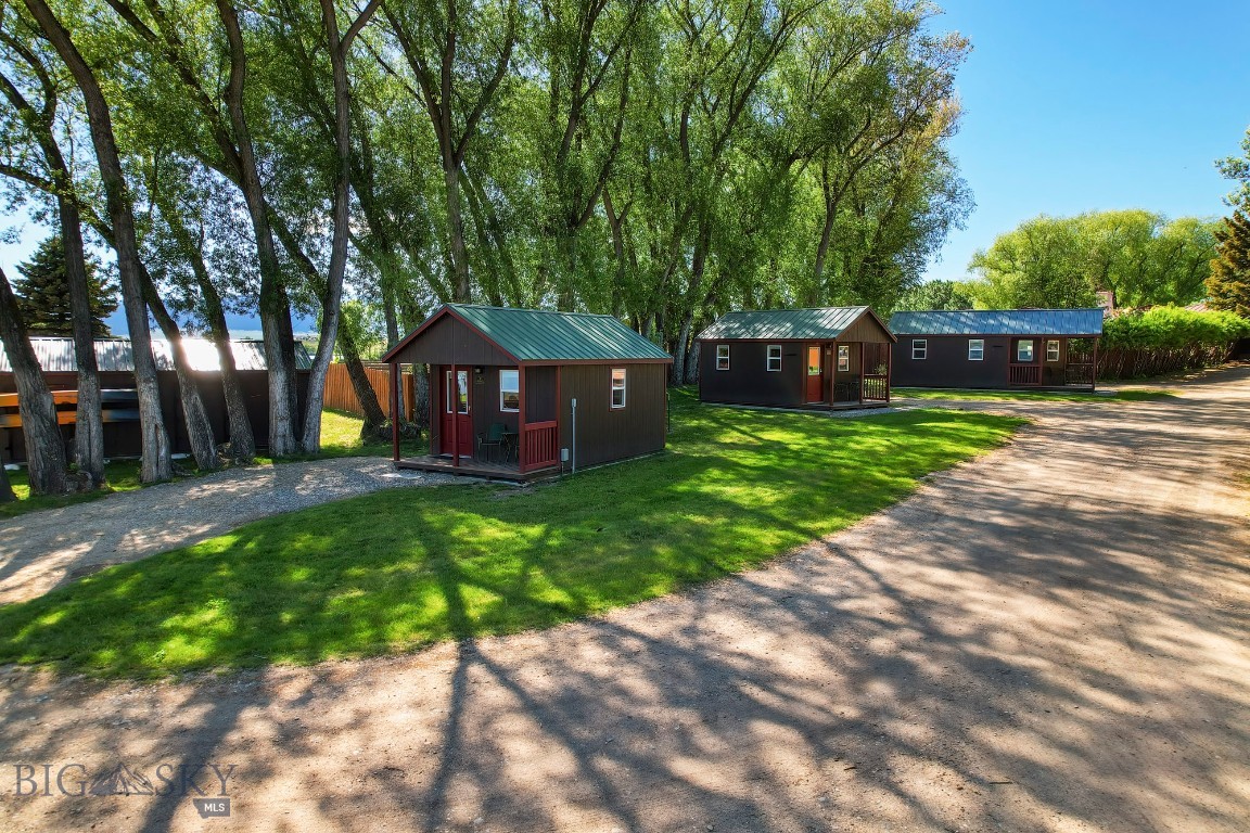 Lost Heart Ranch Ennis Lake Rd