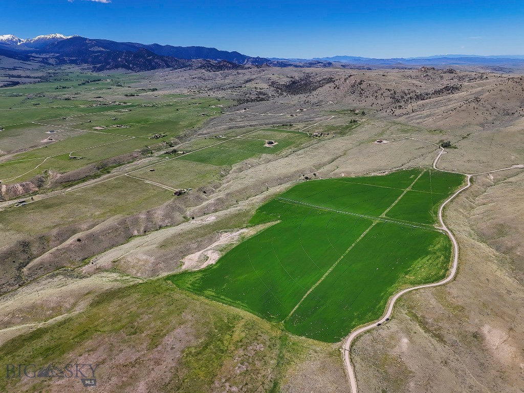 Lost Heart Ranch Ennis Lake Rd