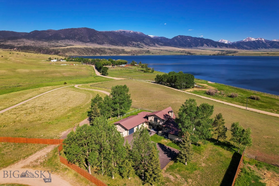 Lost Heart Ranch Ennis Lake Rd