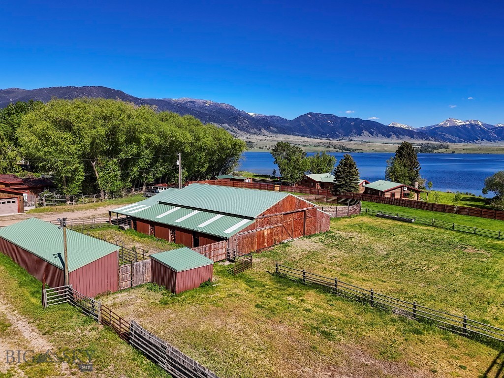 Lost Heart Ranch Ennis Lake Rd