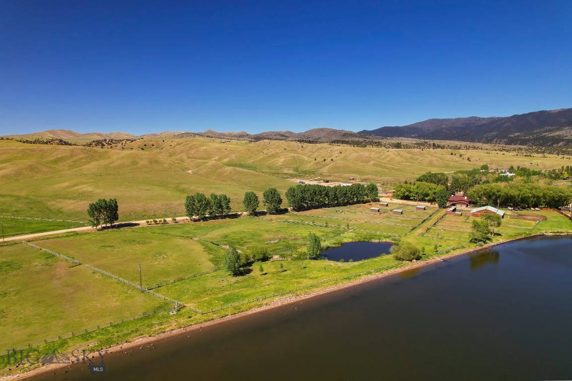 Lost Heart Ranch Ennis Lake Rd