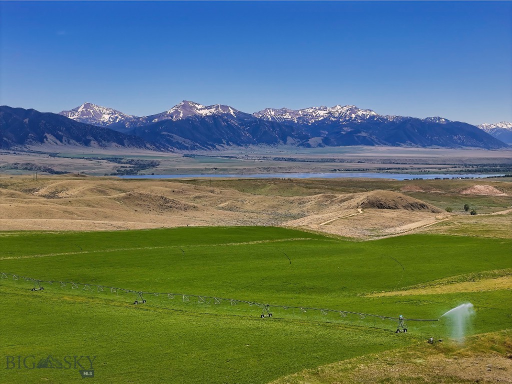 Lost Heart Ranch Ennis Lake Rd