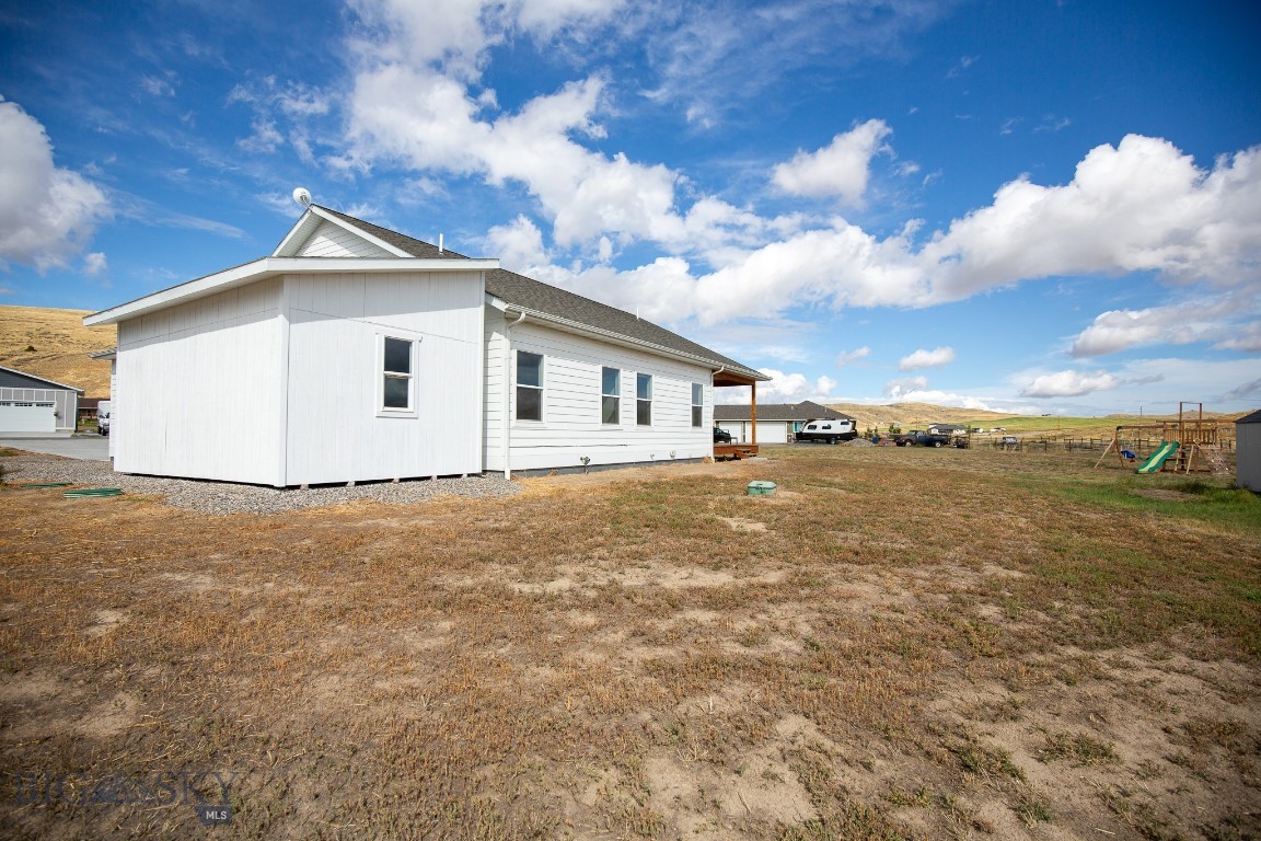 74 Blue Stem Way