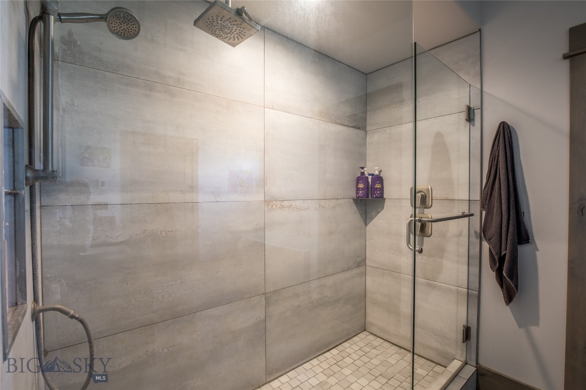 102 Diamondback Road