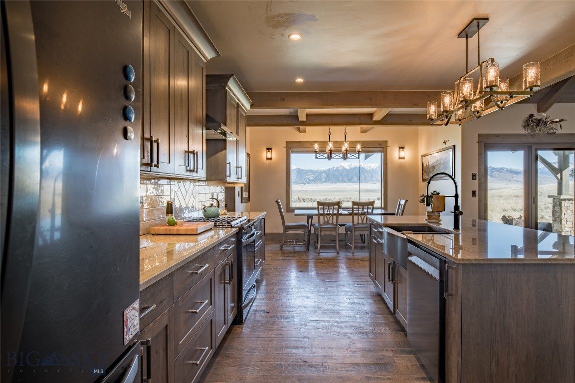 102 Diamondback Road