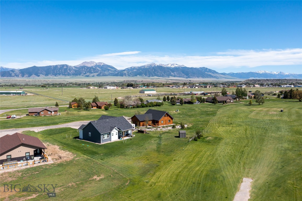 8 Ramshorn Mountain Court