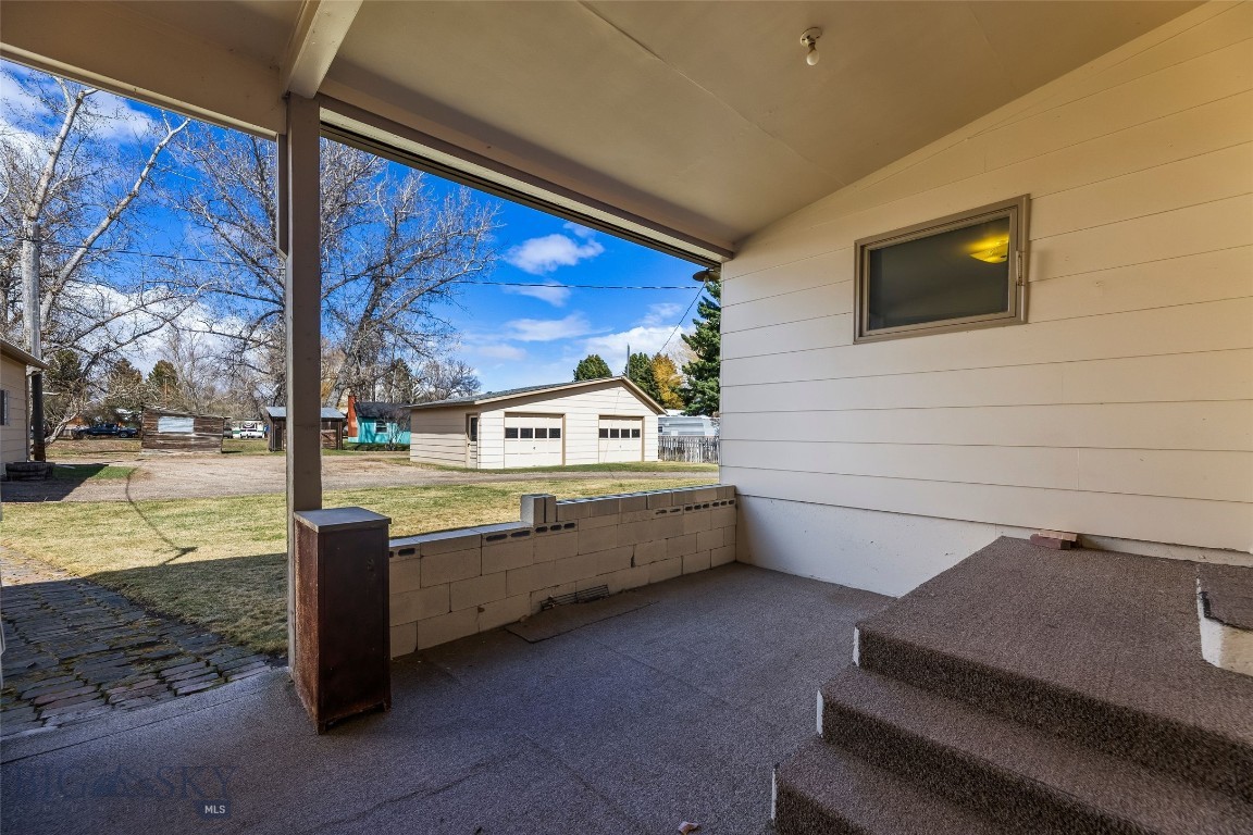 200 E Armitage
