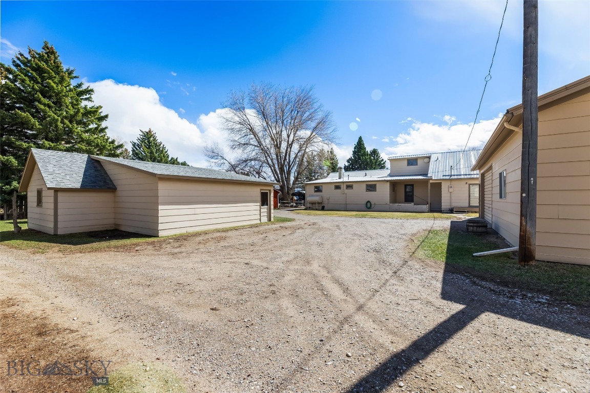200 E Armitage