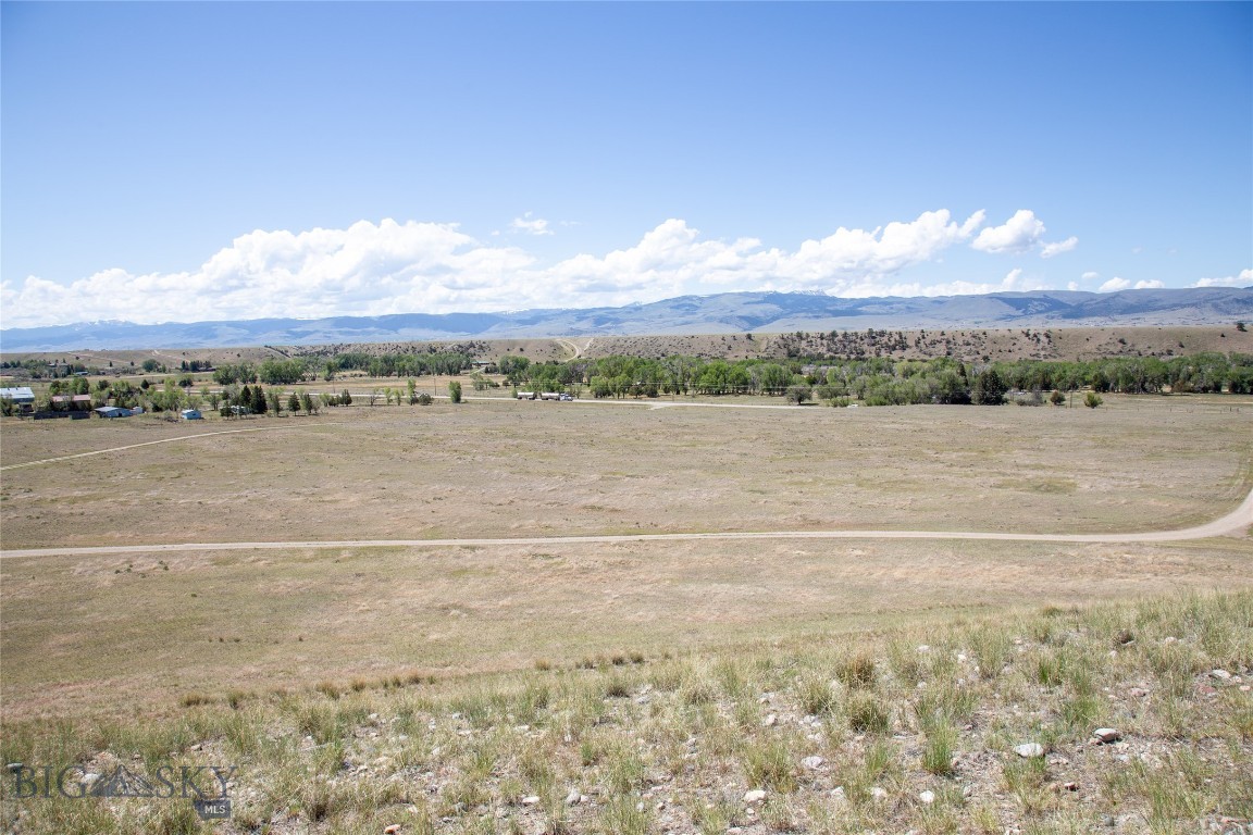 4566 US Highway 287 N