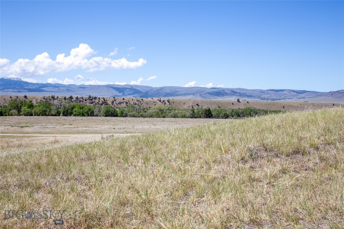 4566 US Highway 287 N