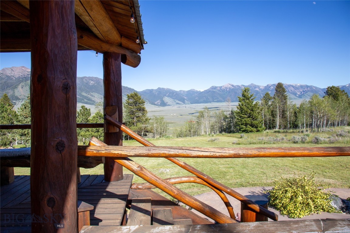 376 Sundance Bench Road