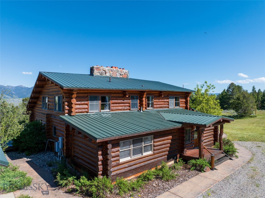 376 Sundance Bench Road