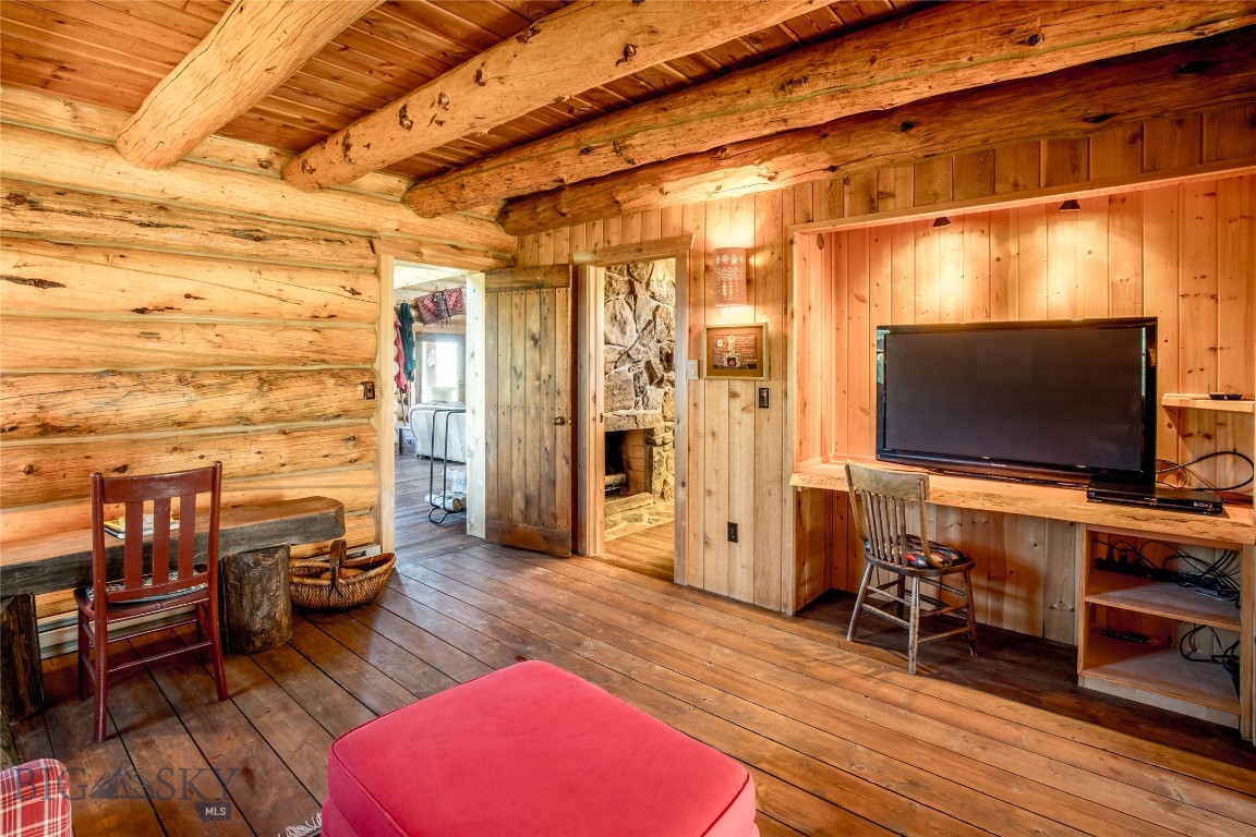 376 Sundance Bench Road