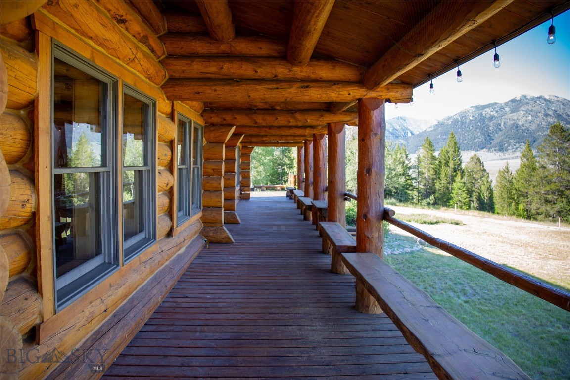 376 Sundance Bench Road