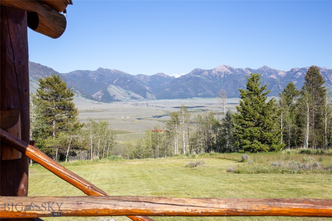 376 Sundance Bench Road