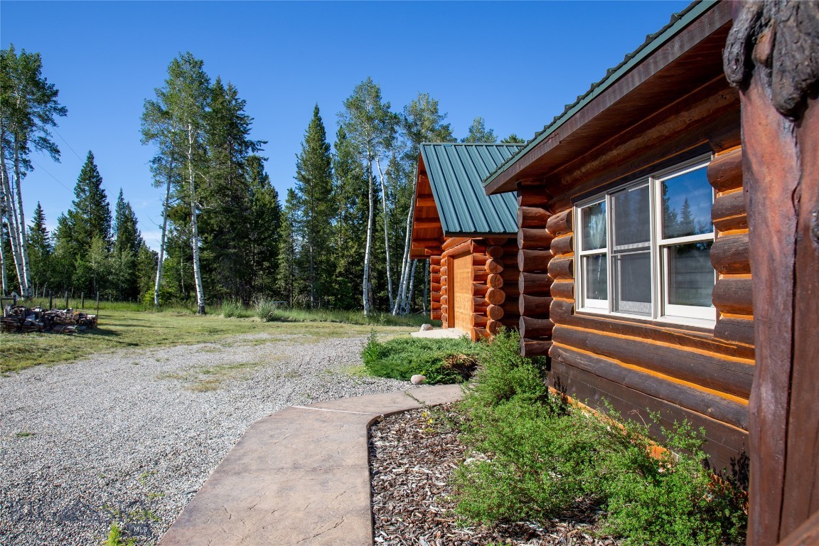 376 Sundance Bench Road