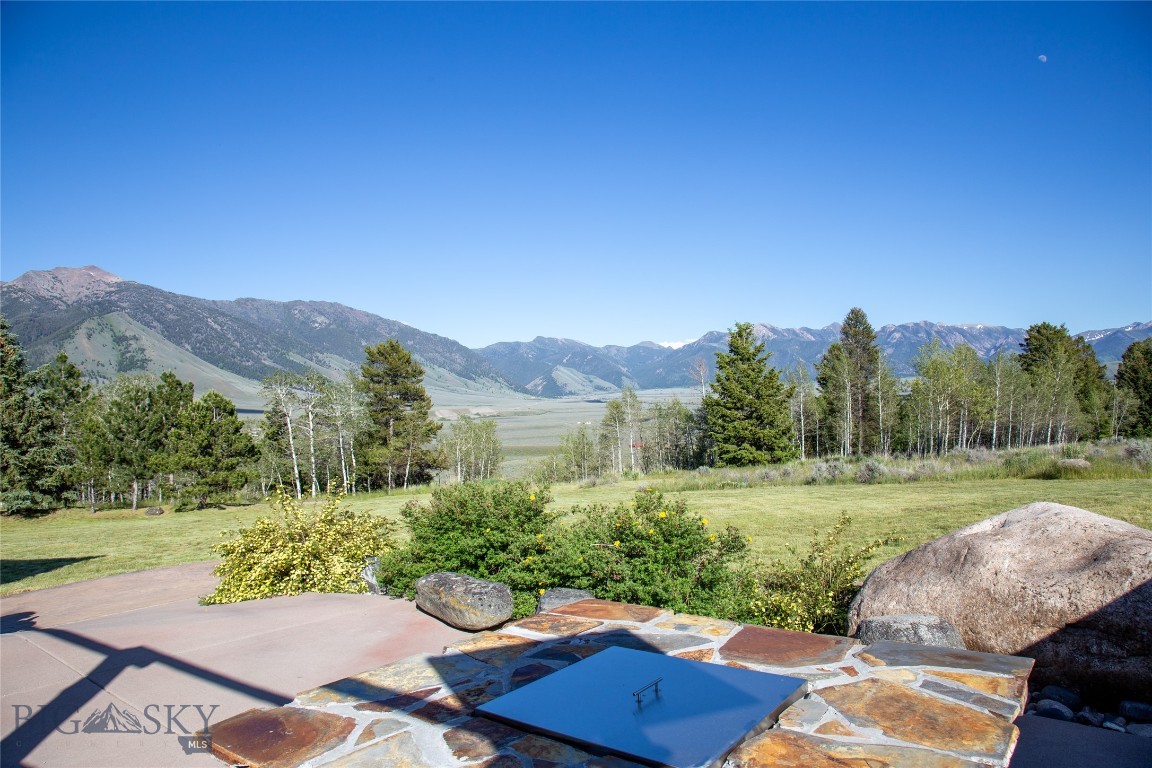 376 Sundance Bench Road