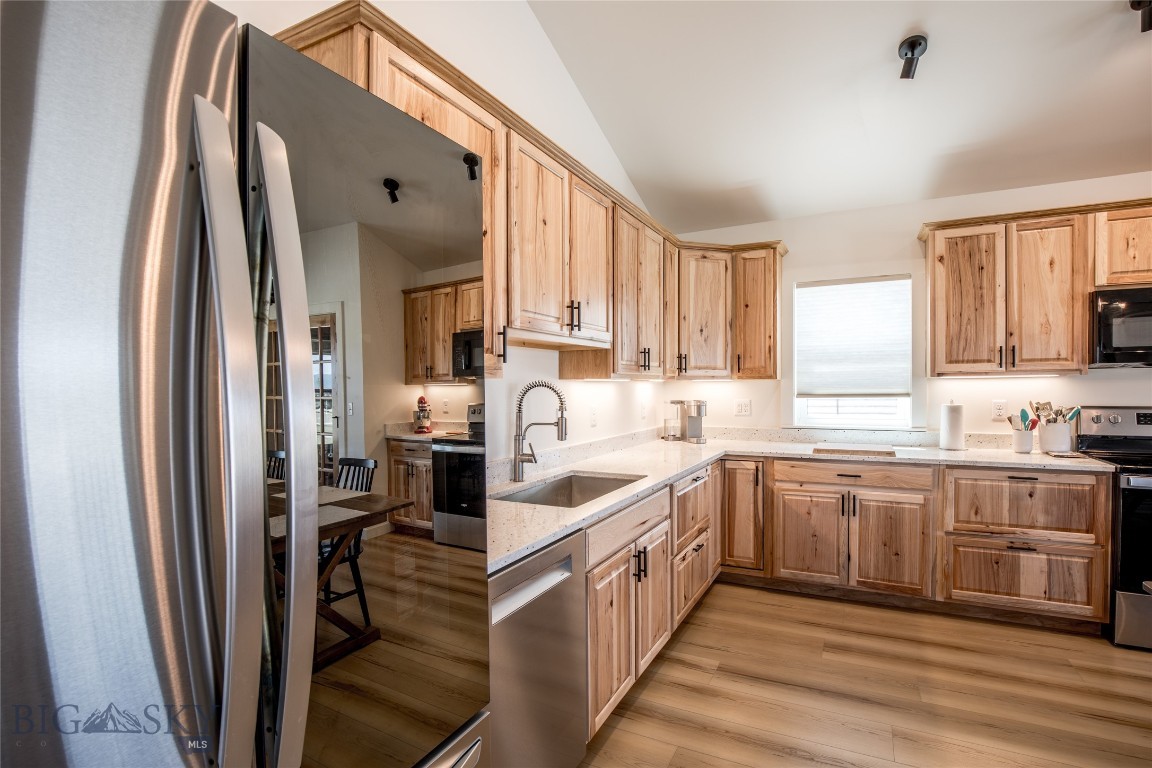 74 Sky View Drive