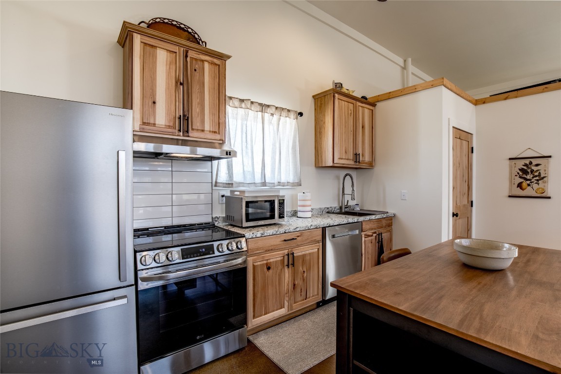 74 Sky View Drive