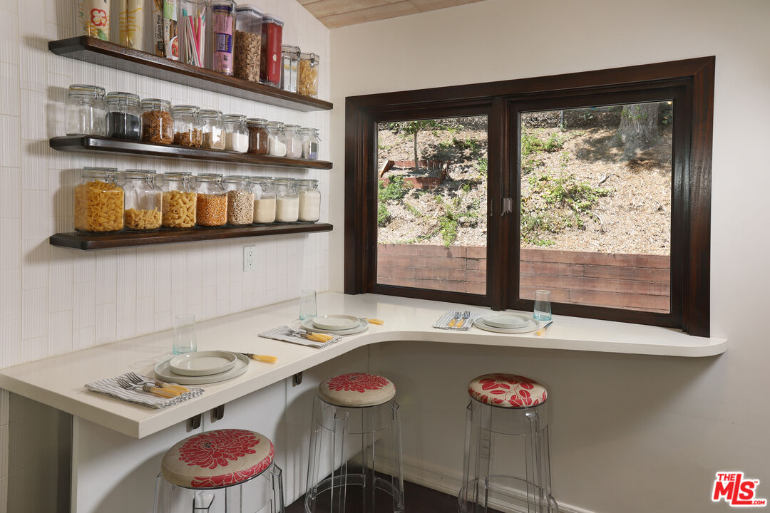 2701 Laurel Pass