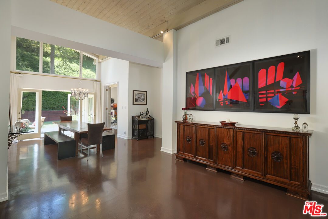 2701 Laurel Pass