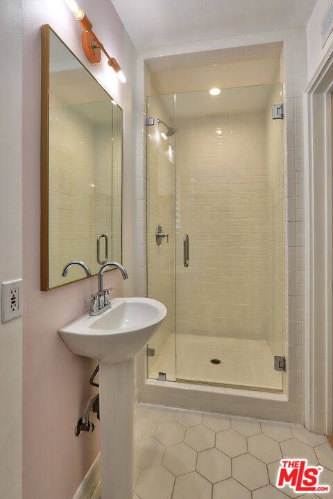 2701 Laurel Pass