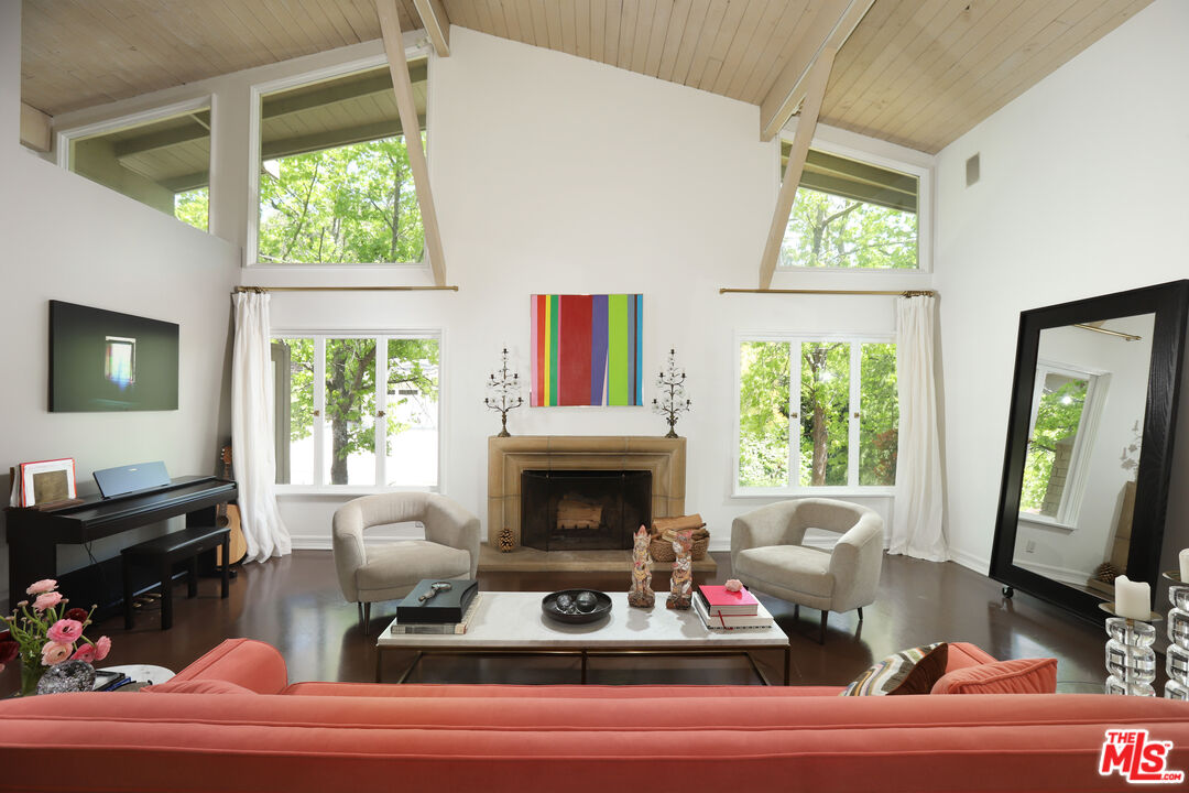 2701 Laurel Pass