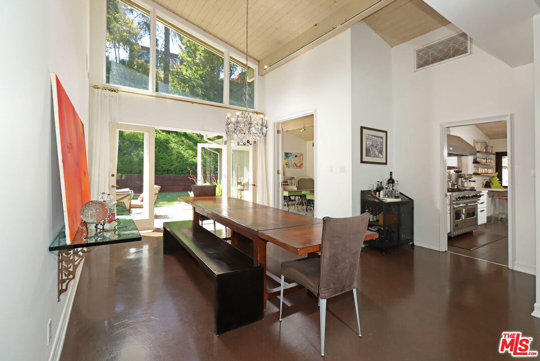 2701 Laurel Pass