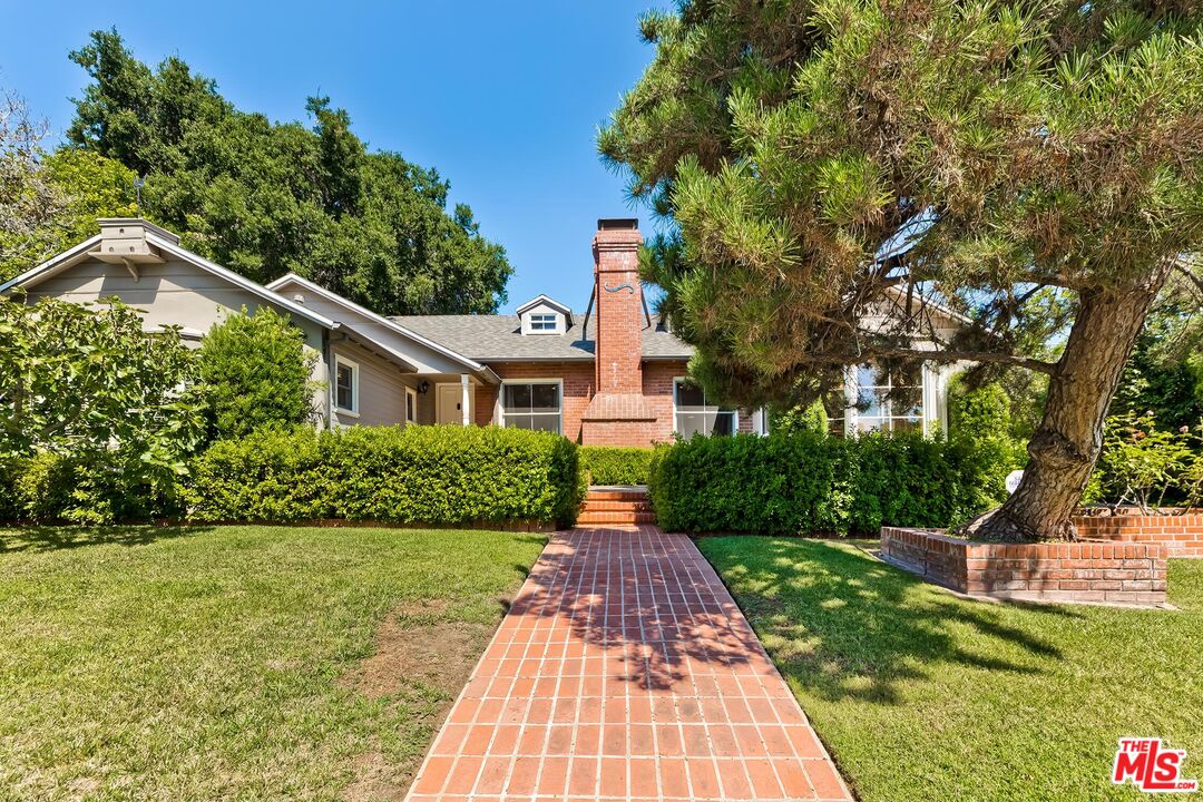 929 Mesa Verde Rd