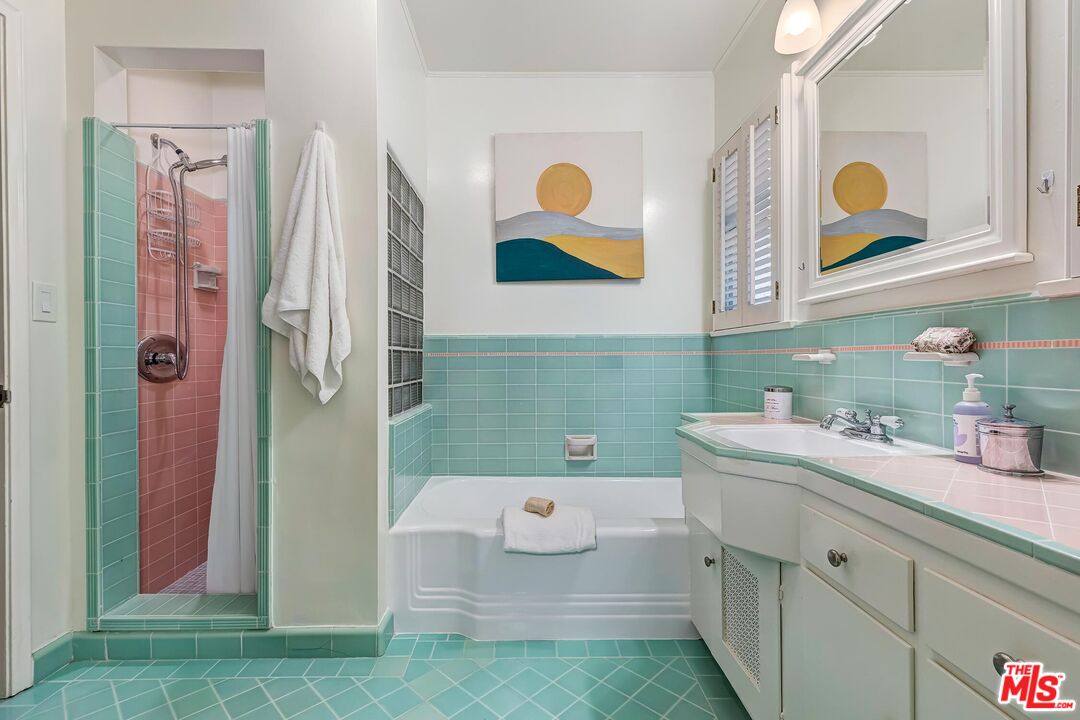 929 Mesa Verde Rd