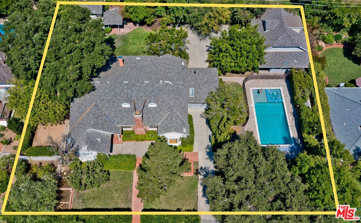 929 Mesa Verde Rd