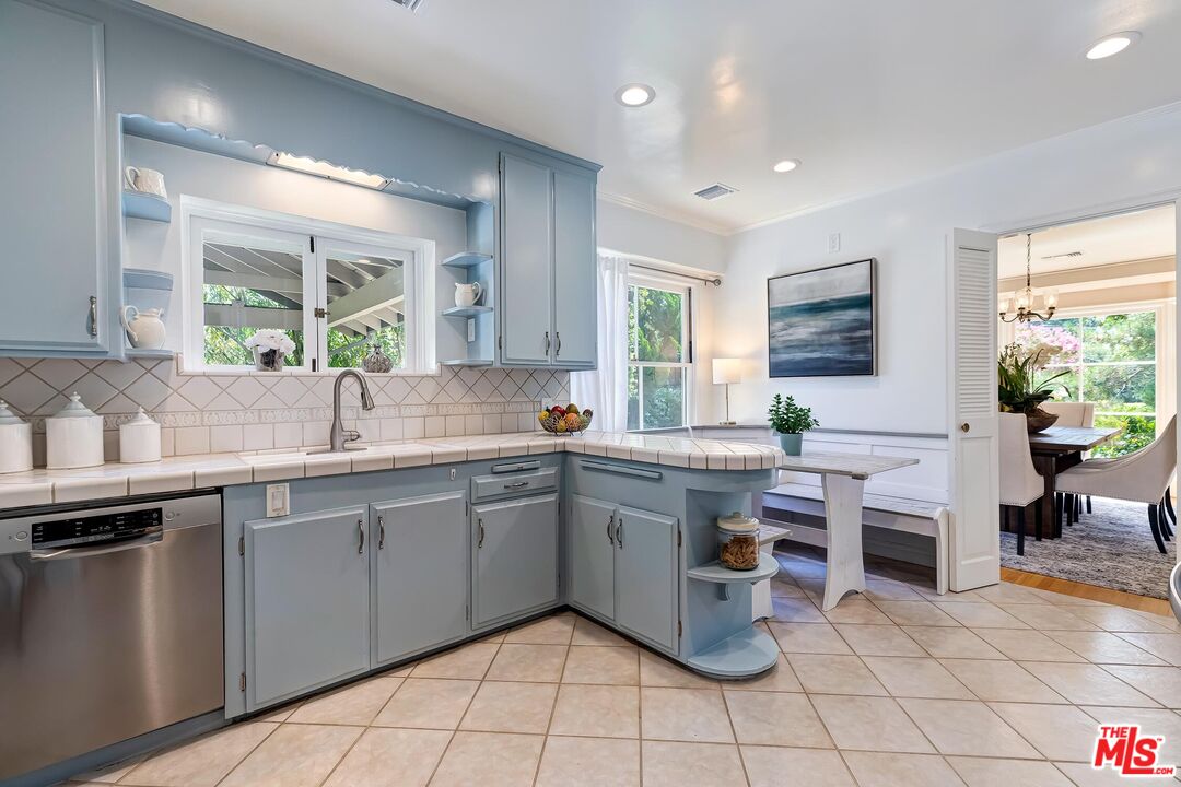 929 Mesa Verde Rd