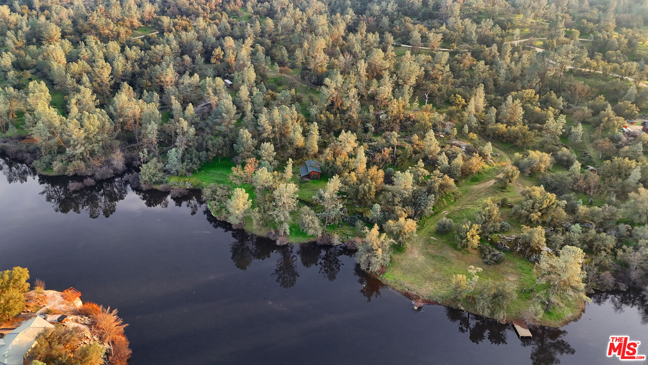 3 Blackhawk Drive