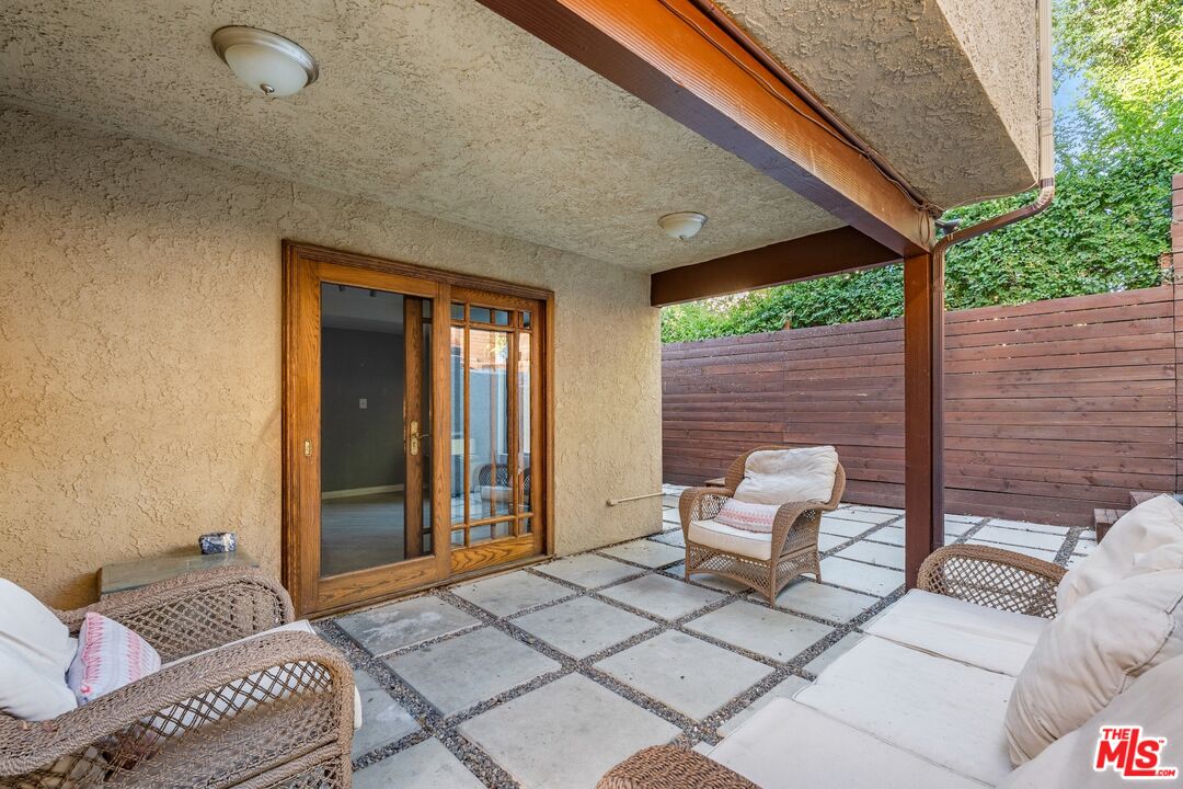 23620 Clover Trl