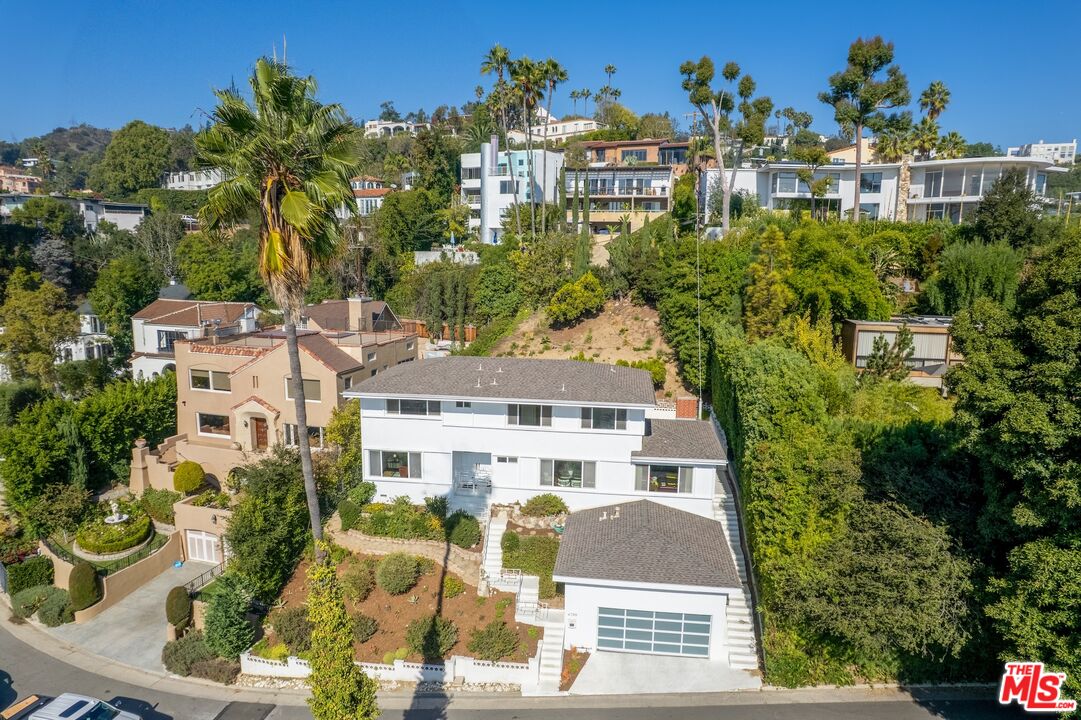 4799 Bonvue Ave