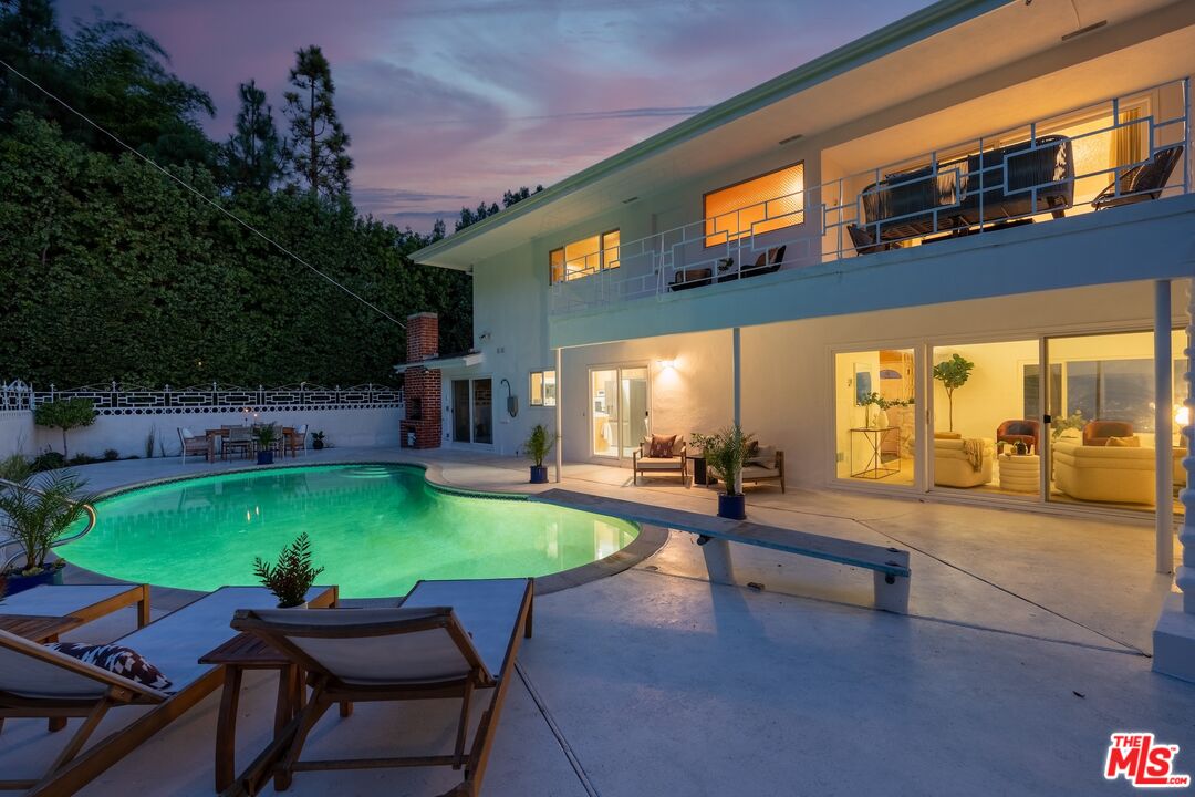 4799 Bonvue Ave