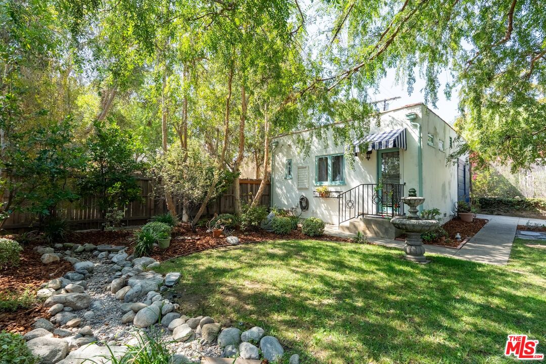 150 Arlington Dr