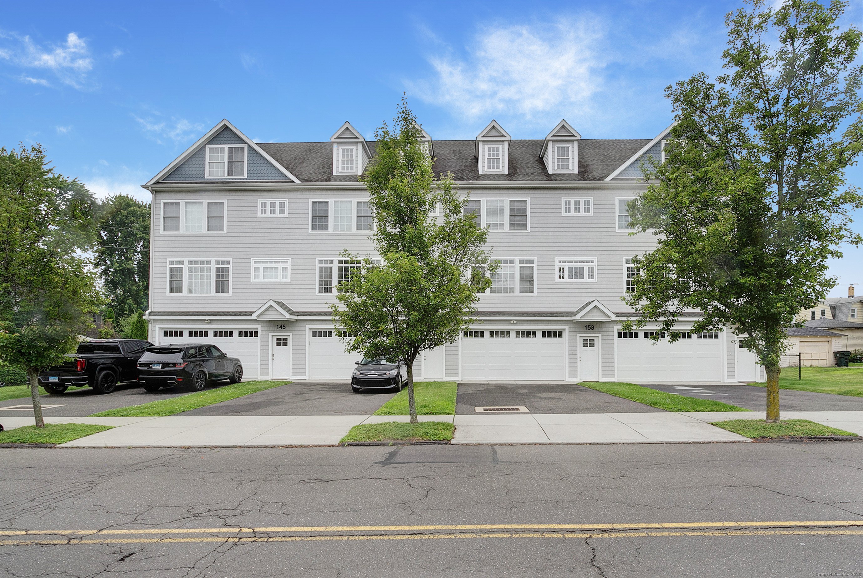 157 Brentwood Avenue 157