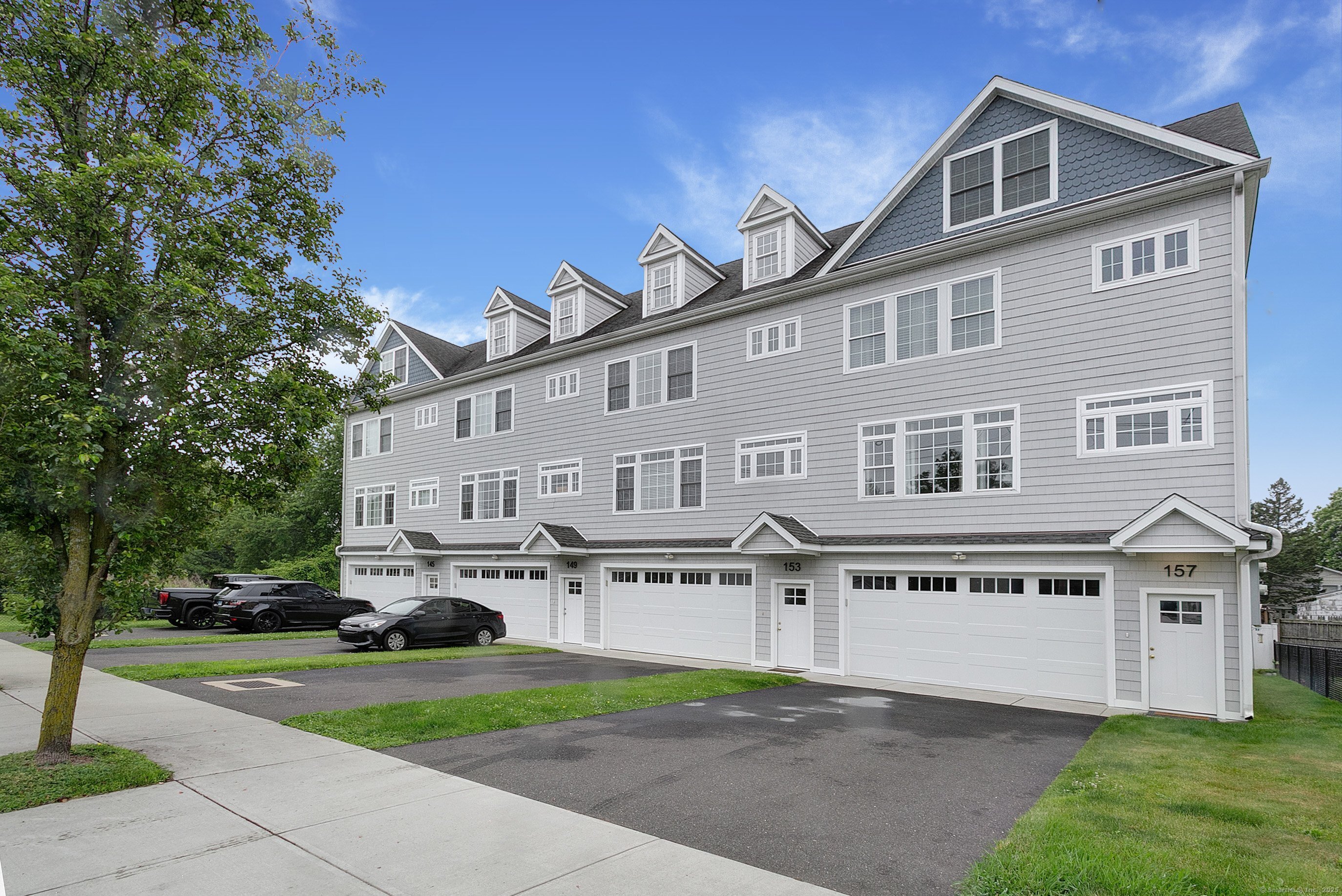157 Brentwood Avenue 157
