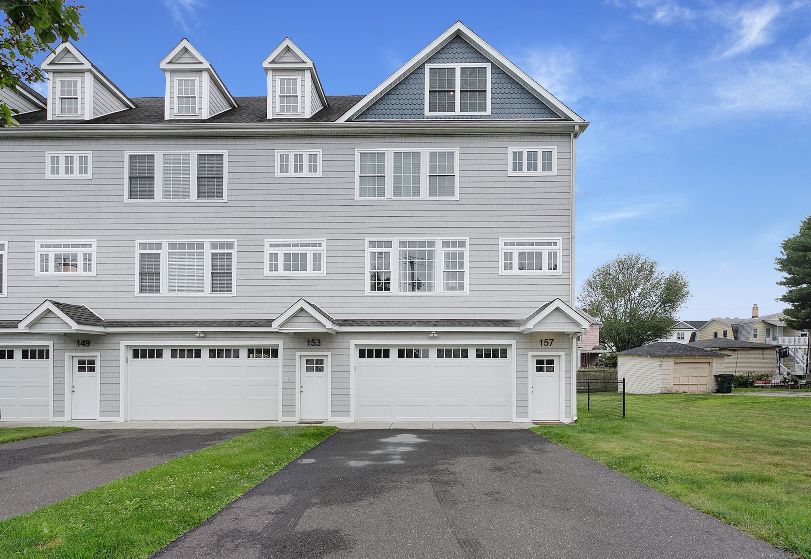 157 Brentwood Avenue 157