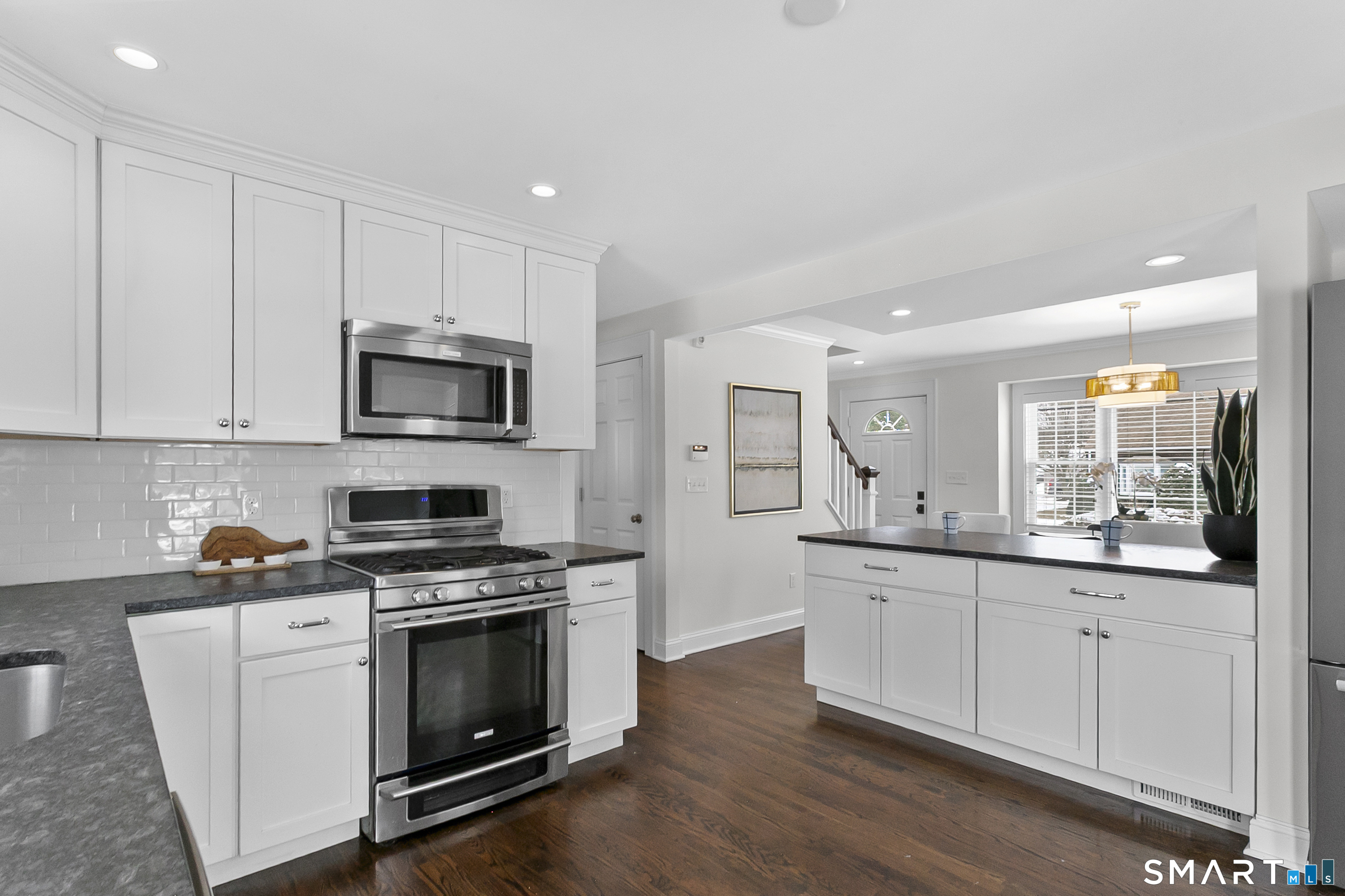 877 South Pine Creek Road