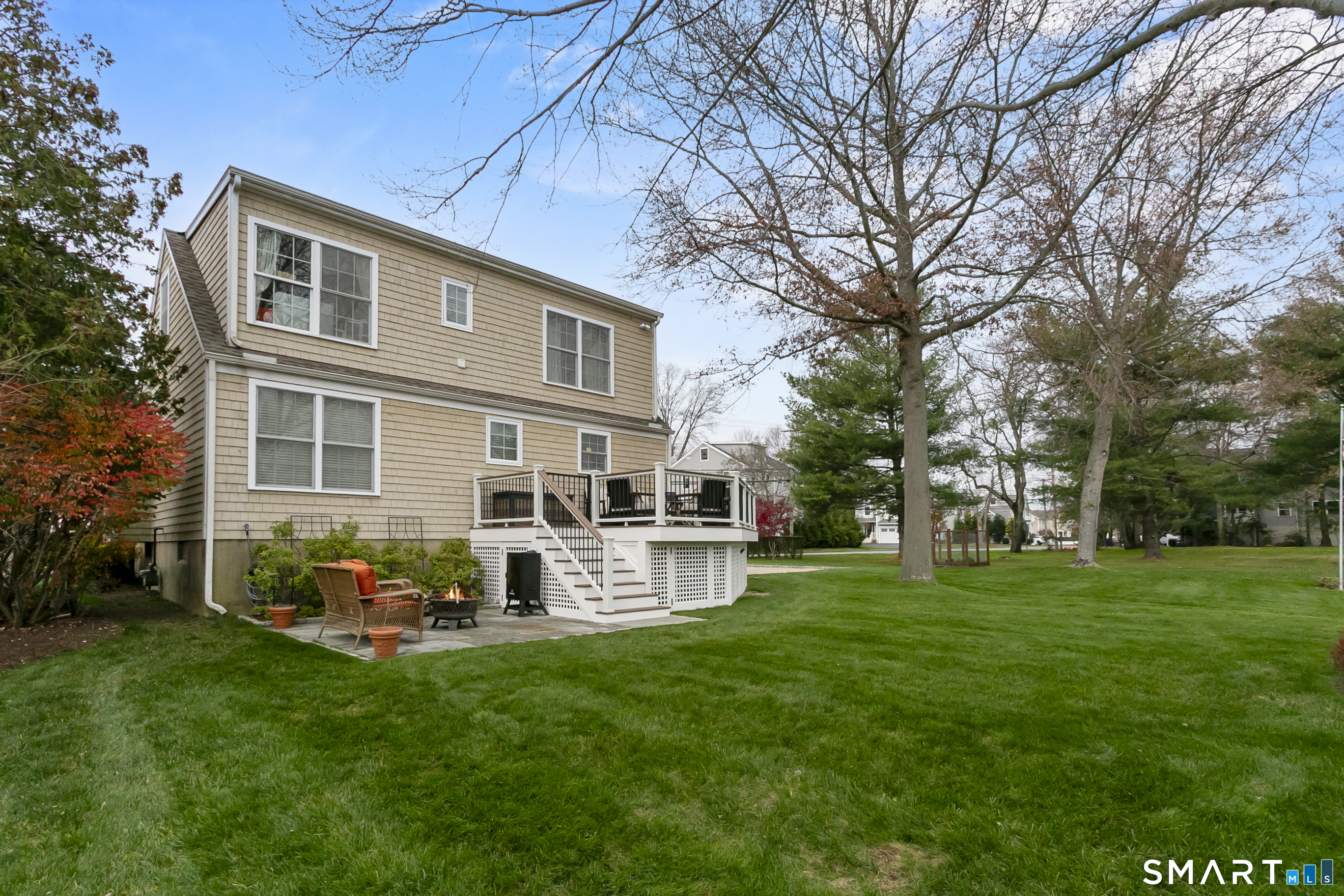 877 South Pine Creek Road