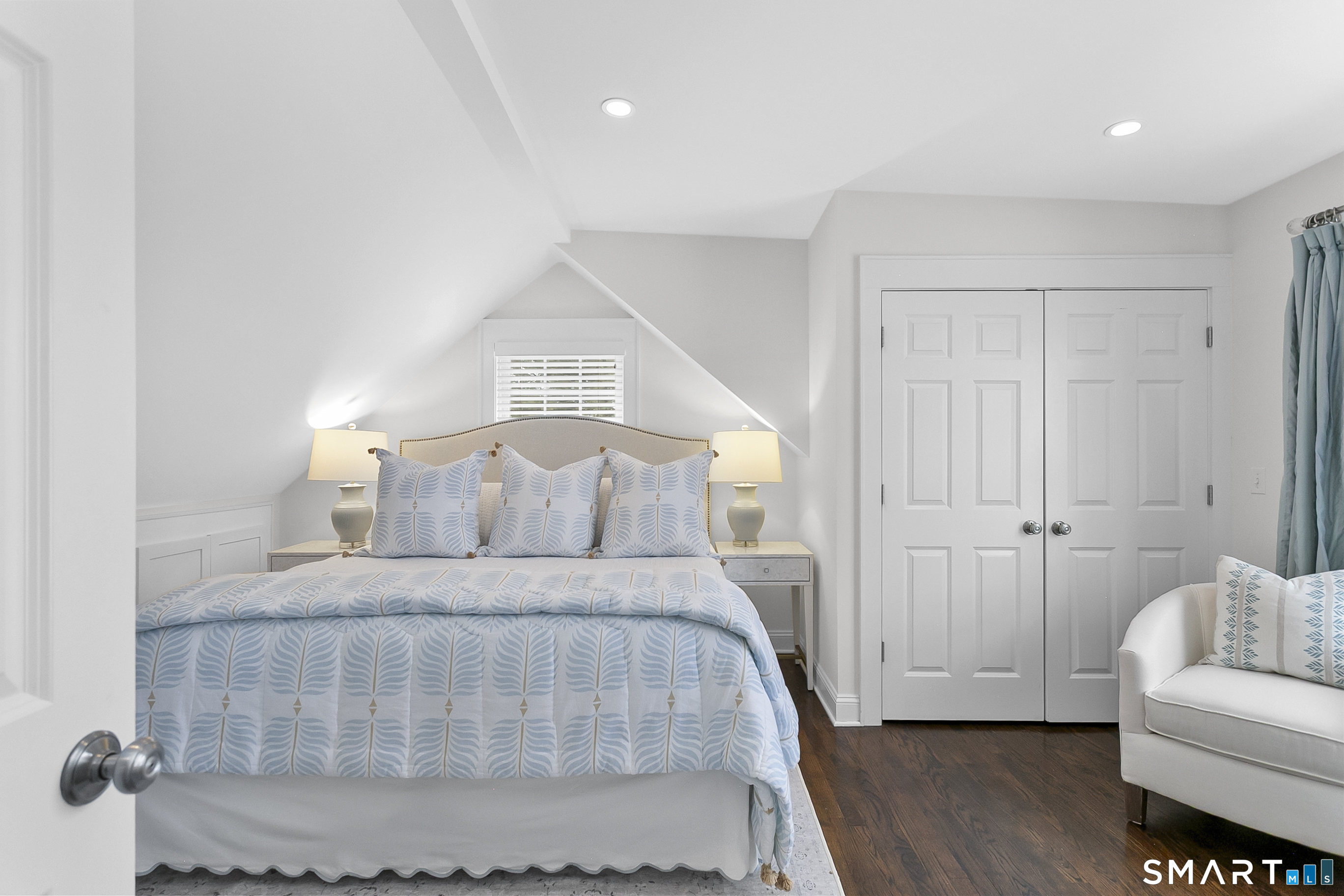 877 South Pine Creek Road