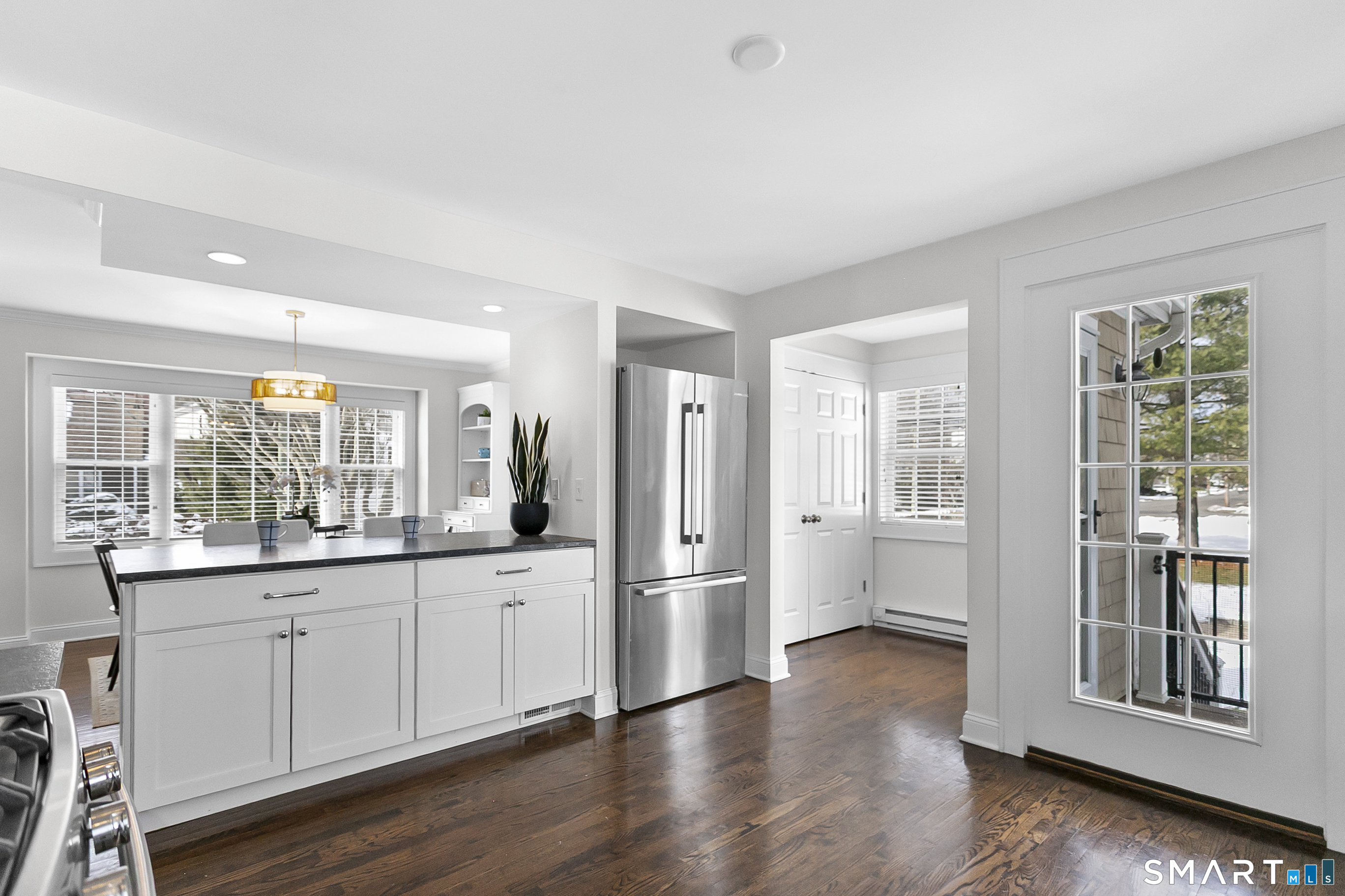 877 South Pine Creek Road