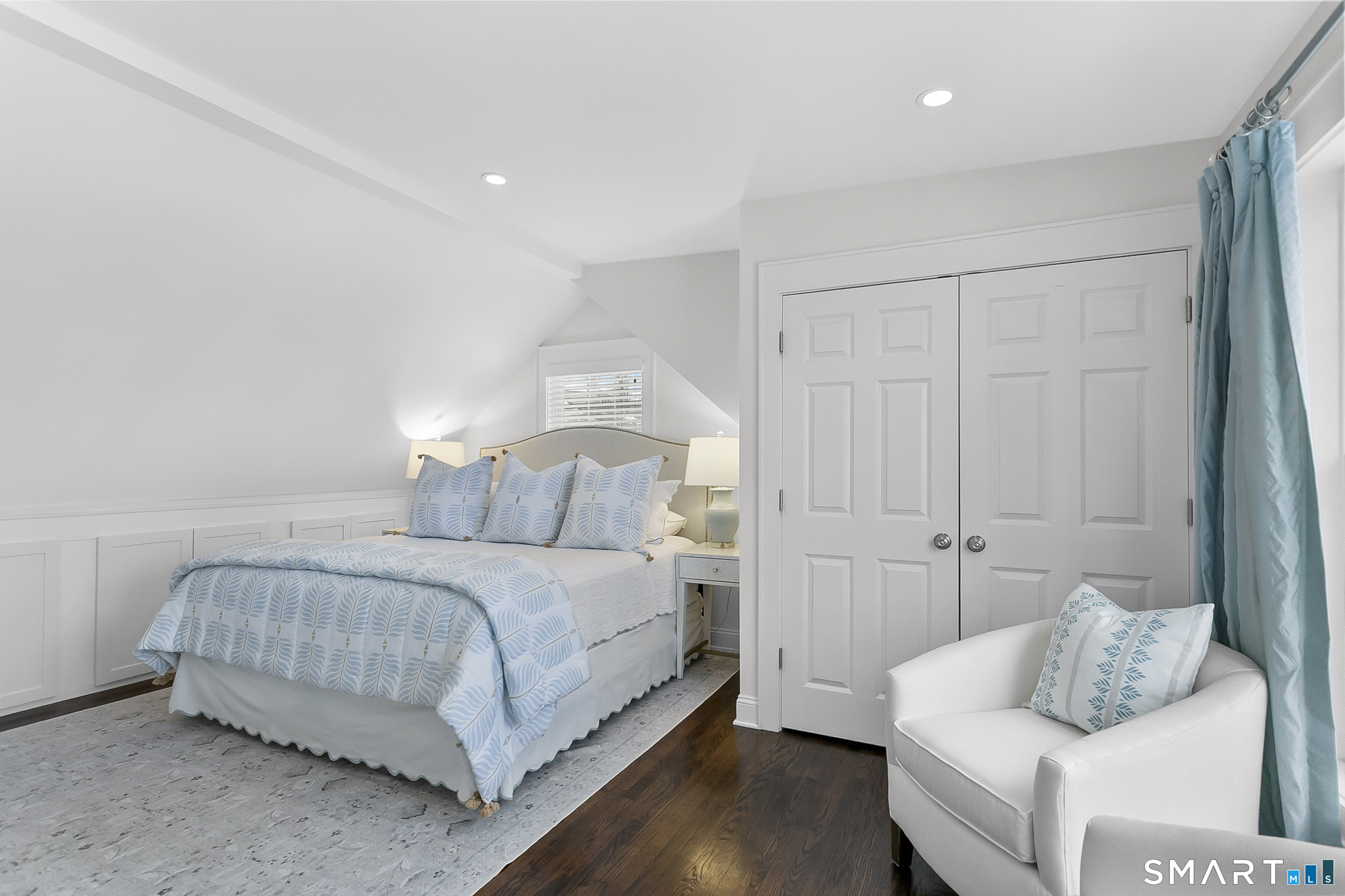 877 South Pine Creek Road