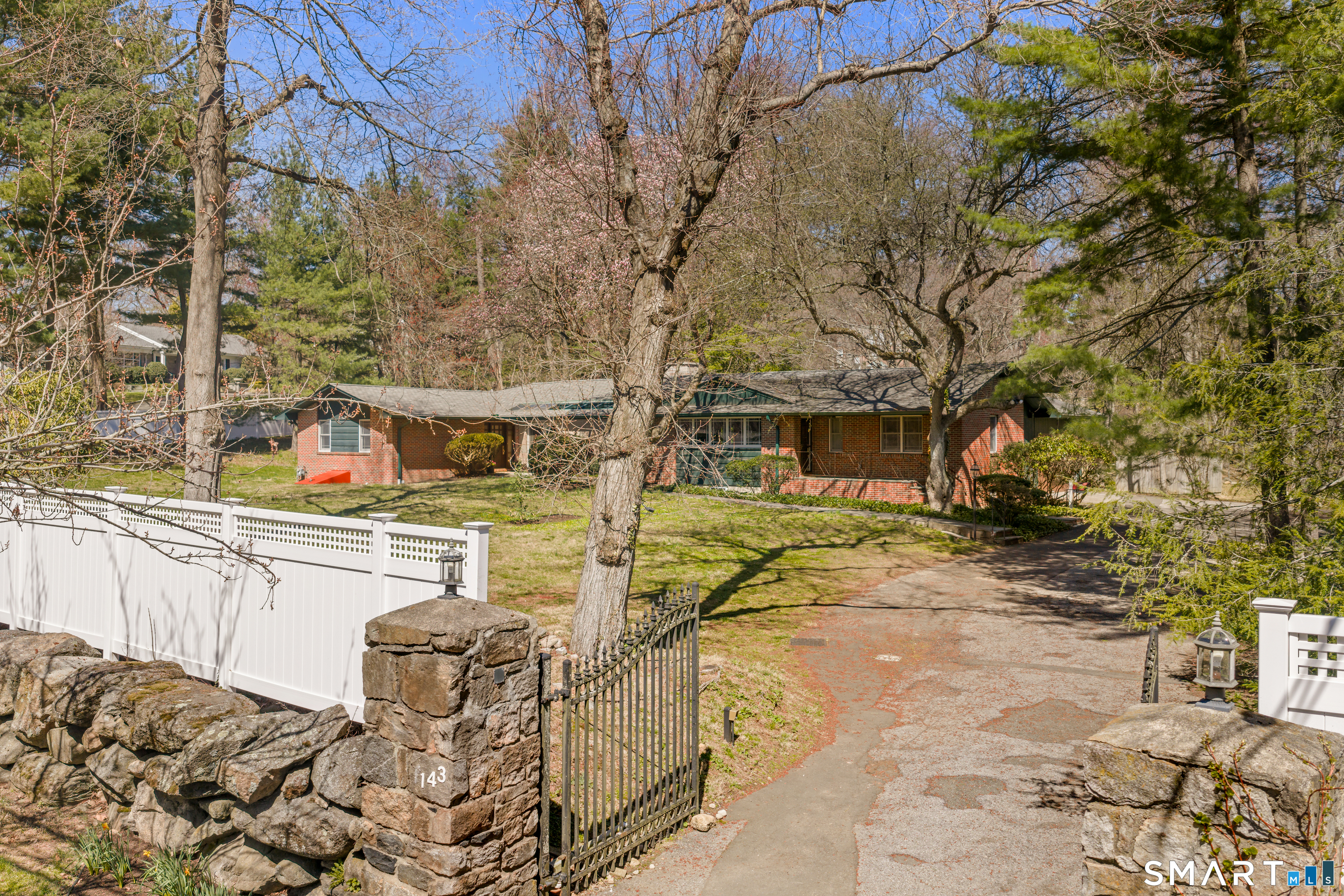 143 Palmers Hill Road